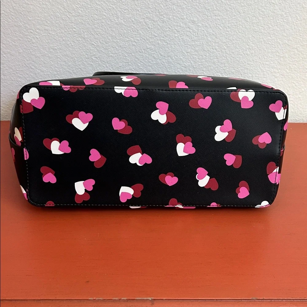 SOLD Kate Spade Margareta Flutter Hearts Tote NWT - Picture 5 of 9